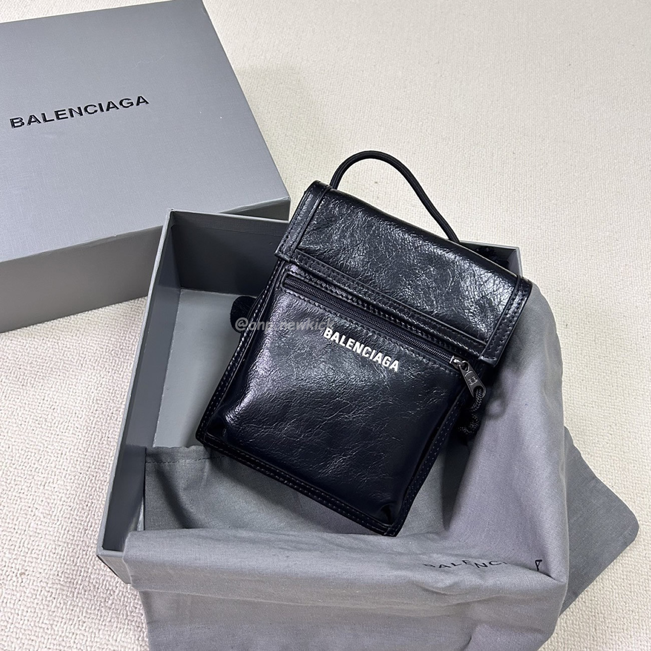 Balenciaga Explorer Arena Cracked Leather Messenger Bag Black (8) - newkick.vip